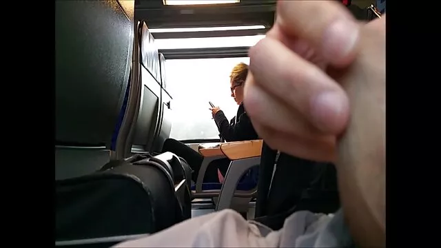 پورنو بدون ثبت نام  این هنرمند مدلی را به نمایش سکس زن عکس گذاشت