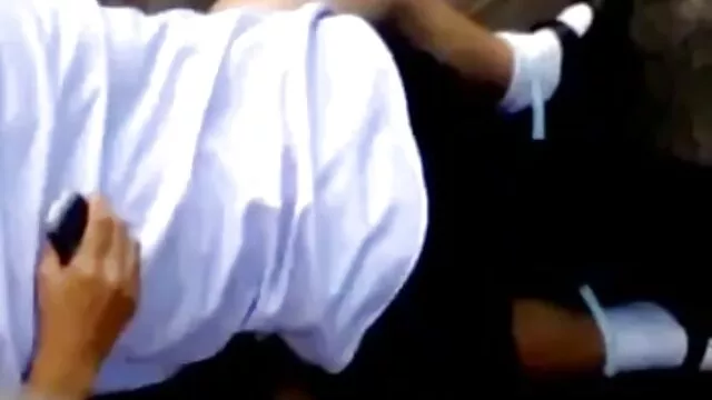 پورنو بدون ثبت نام  خواهر و برادر در تصاویر سکسی زن و مرد حمام