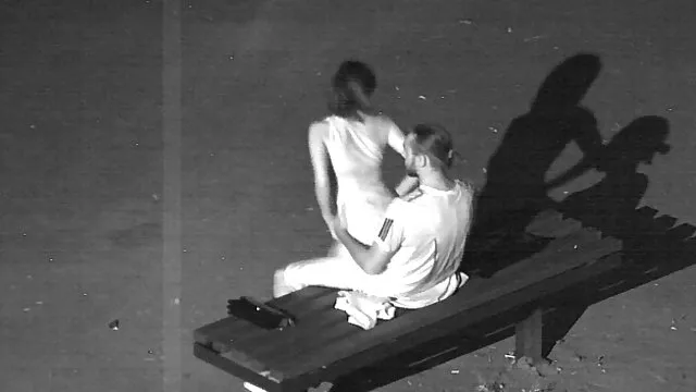 پورنو بدون ثبت نام  دو عکس سکسی زنانچاق زن مبتلا به آلت تناسلی