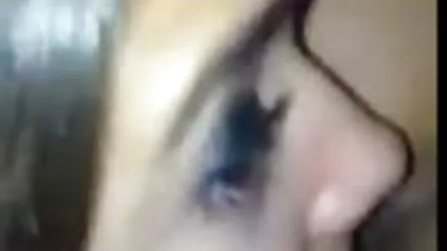 پورنو بدون ثبت نام  سکس شگفت انگیز تصاویر سکسی از زنان در رختخواب با پوره های نرم