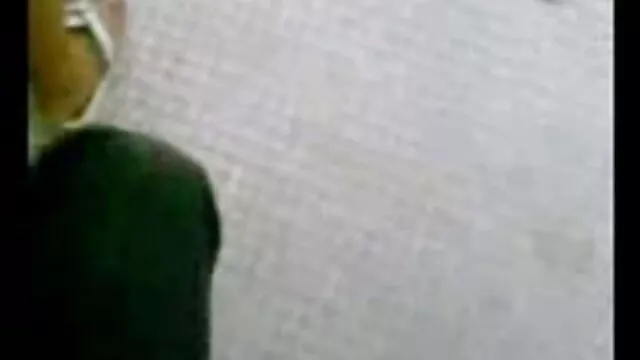 پورنو بدون ثبت نام  ققنوس ماری خود را سکسی می داند عکس سکس زن و مرد خارجی